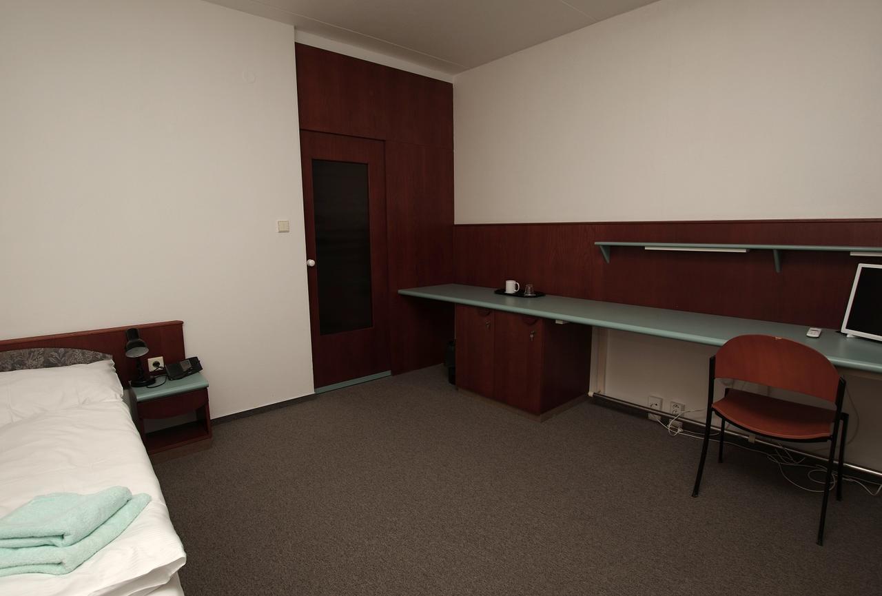 Hotel Kolej Akademie Brno Zewnętrze zdjęcie
