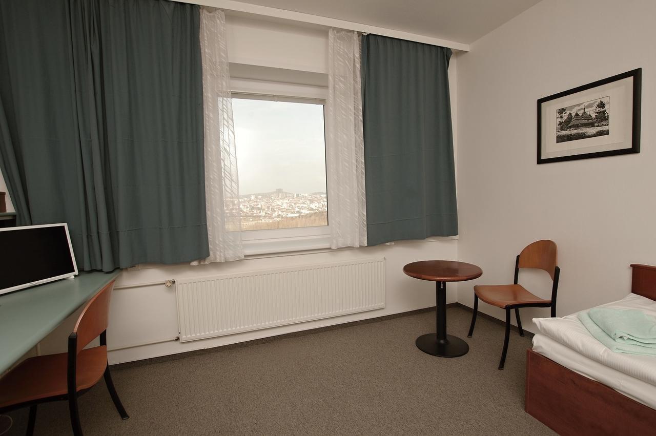Hotel Kolej Akademie Brno Zewnętrze zdjęcie